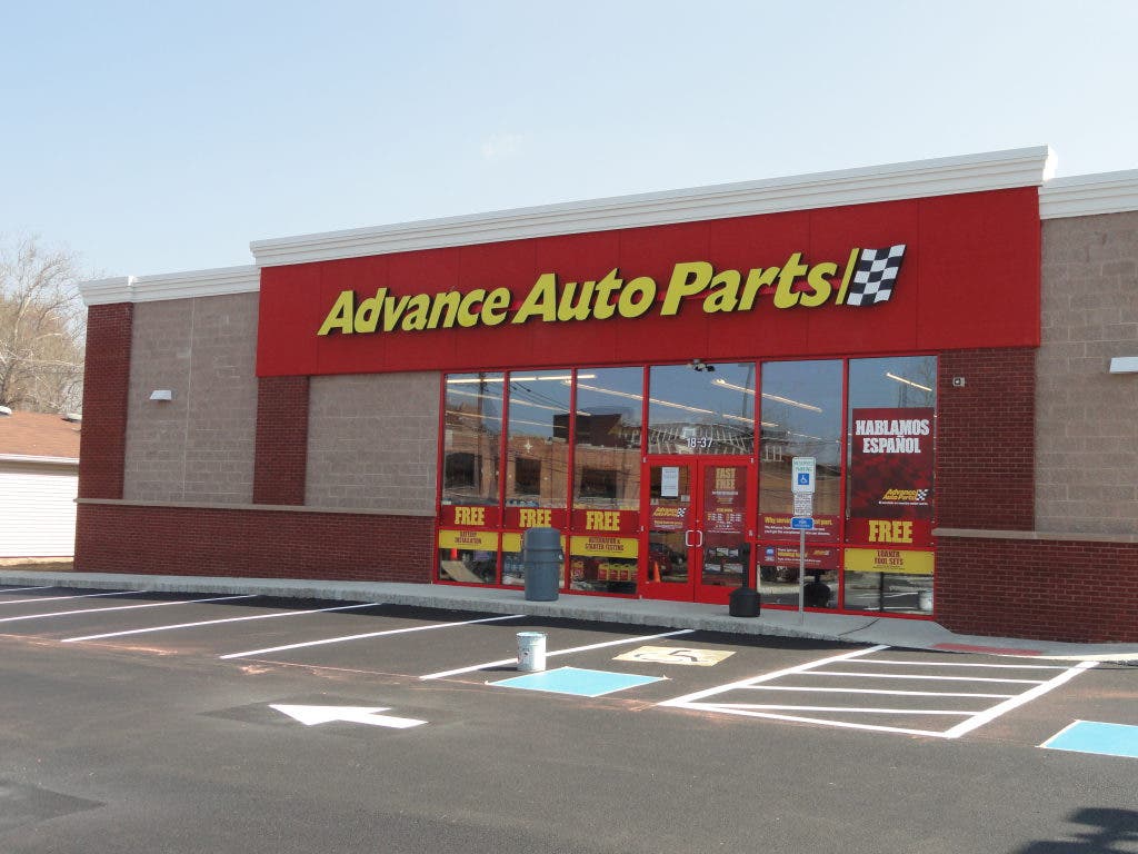 advance auto parts open