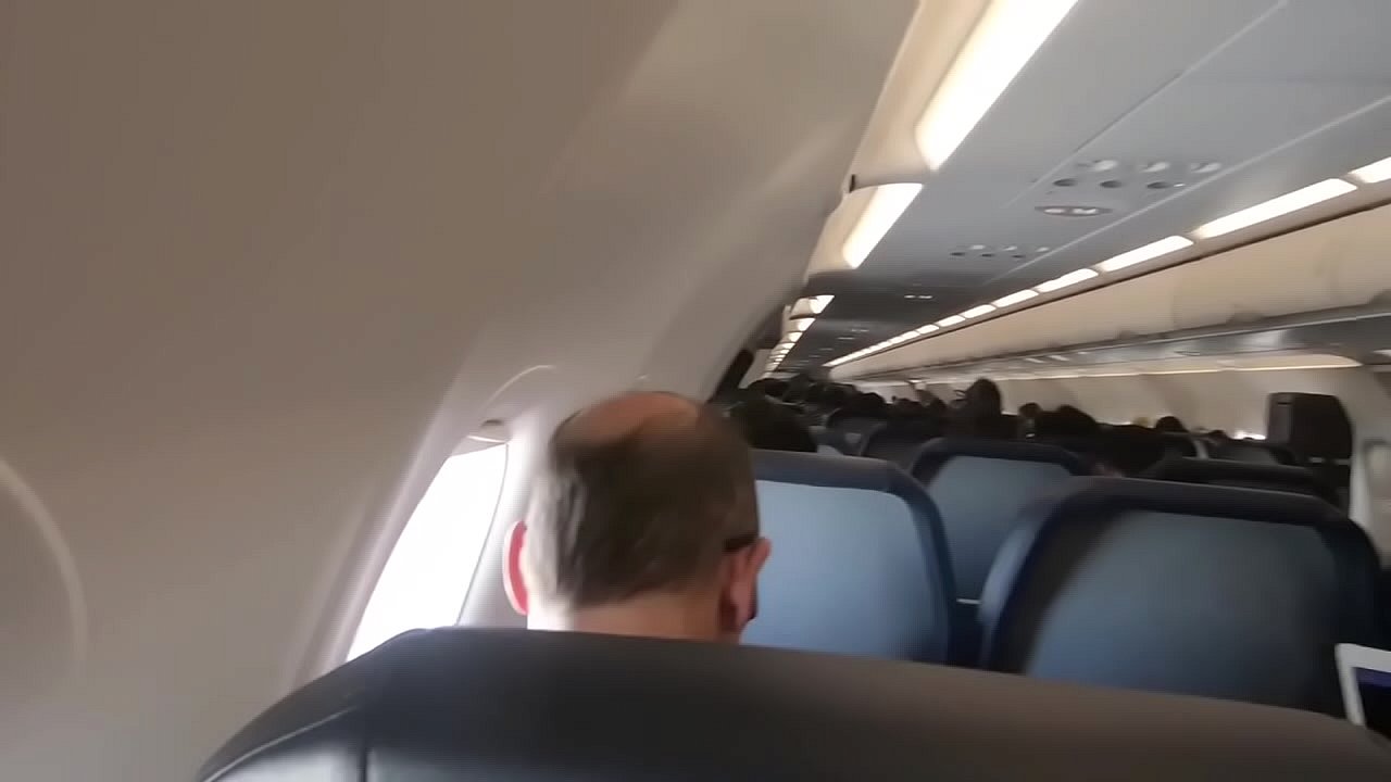 airplane blowjob