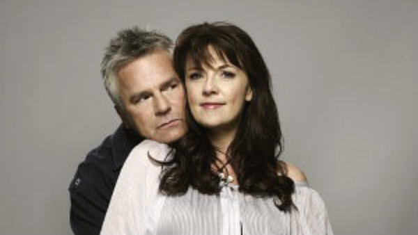 amanda tapping richard dean anderson wife