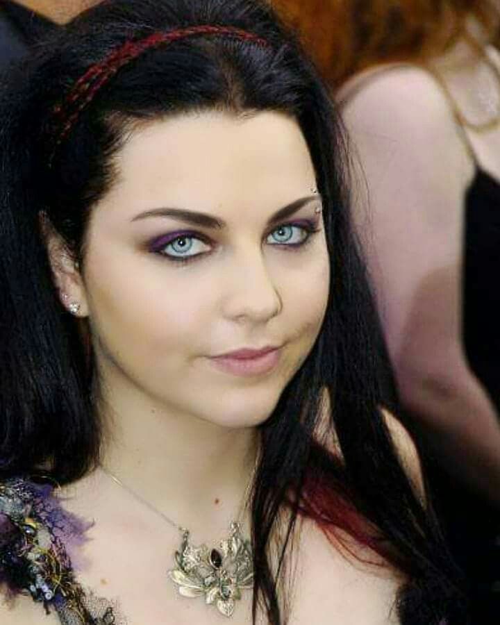 amy lee eyes color