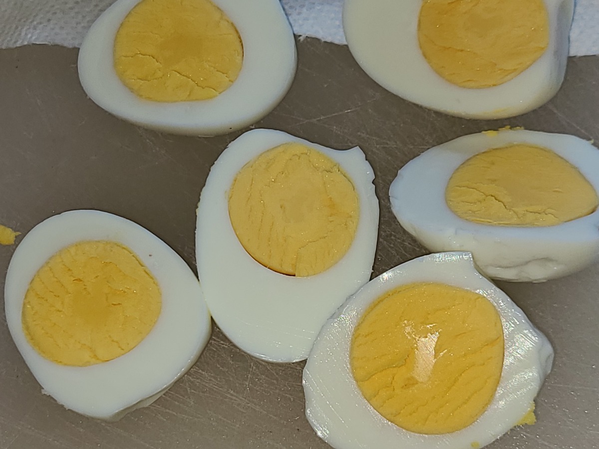 how long to hard boil eggs in denver