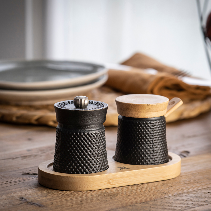 peugeot salt shaker pepper mill