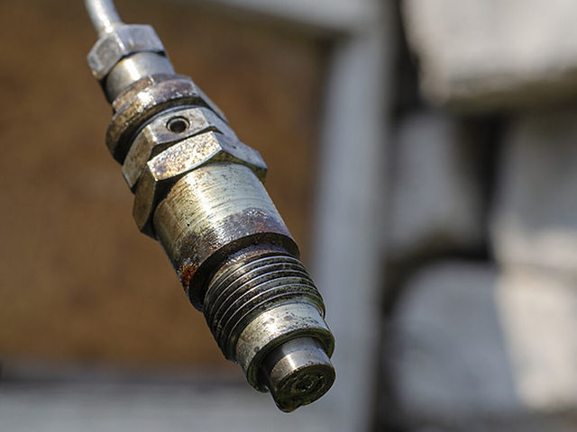 bad injector symptoms diesel