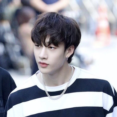 bang chan black hair