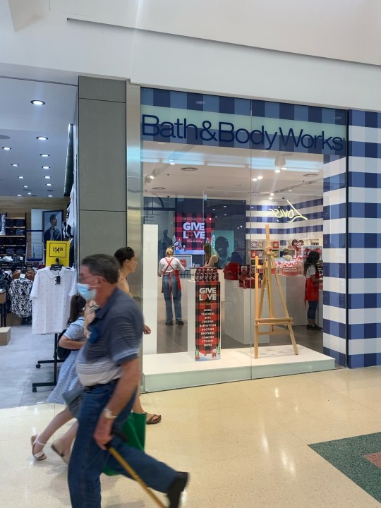 bath and body works marion photos