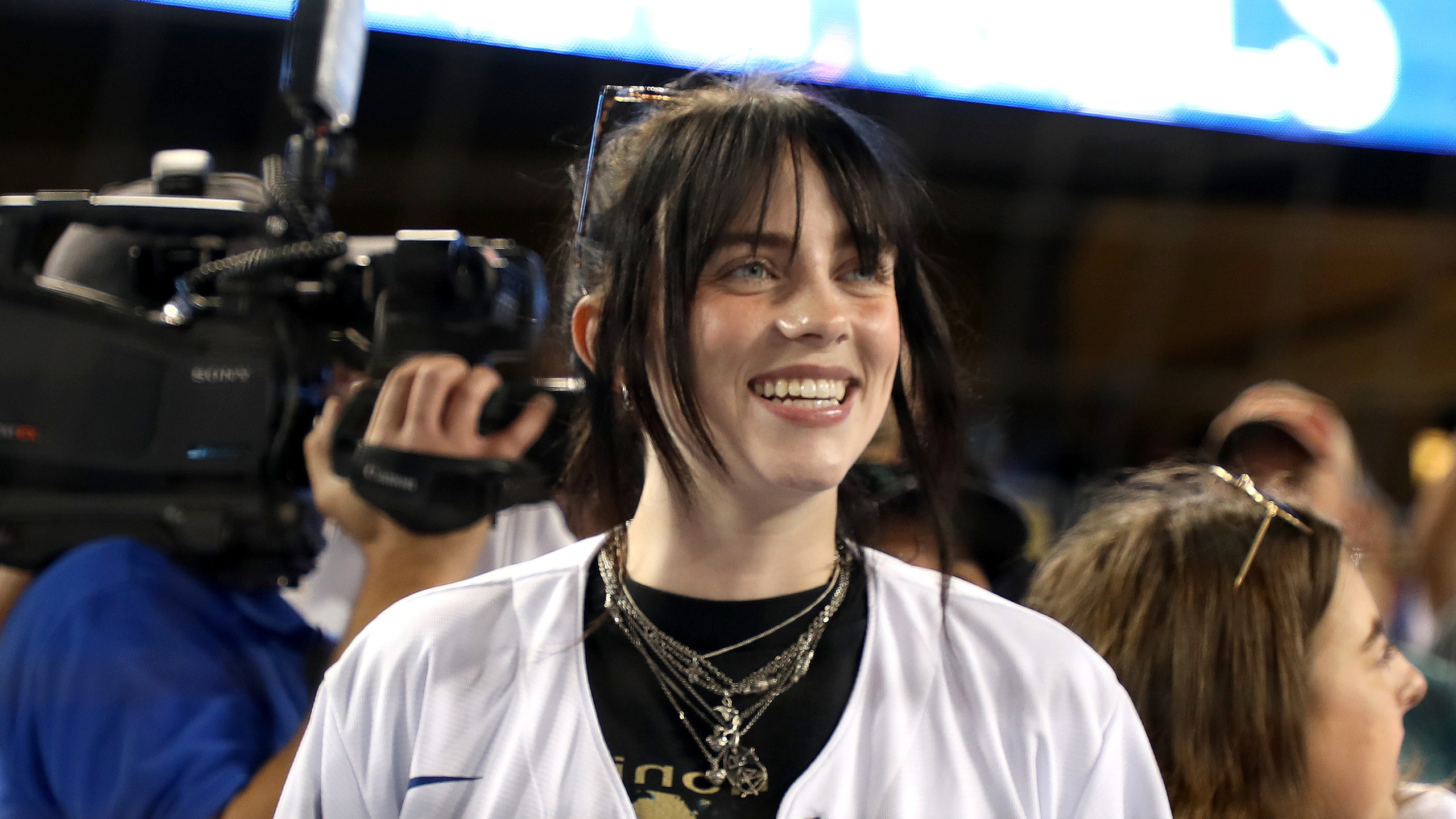 billie eilish cute pictures