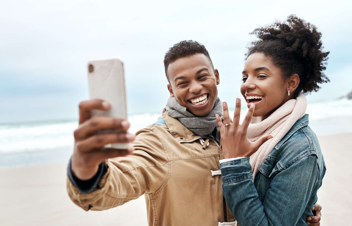 engagement ring photo poses