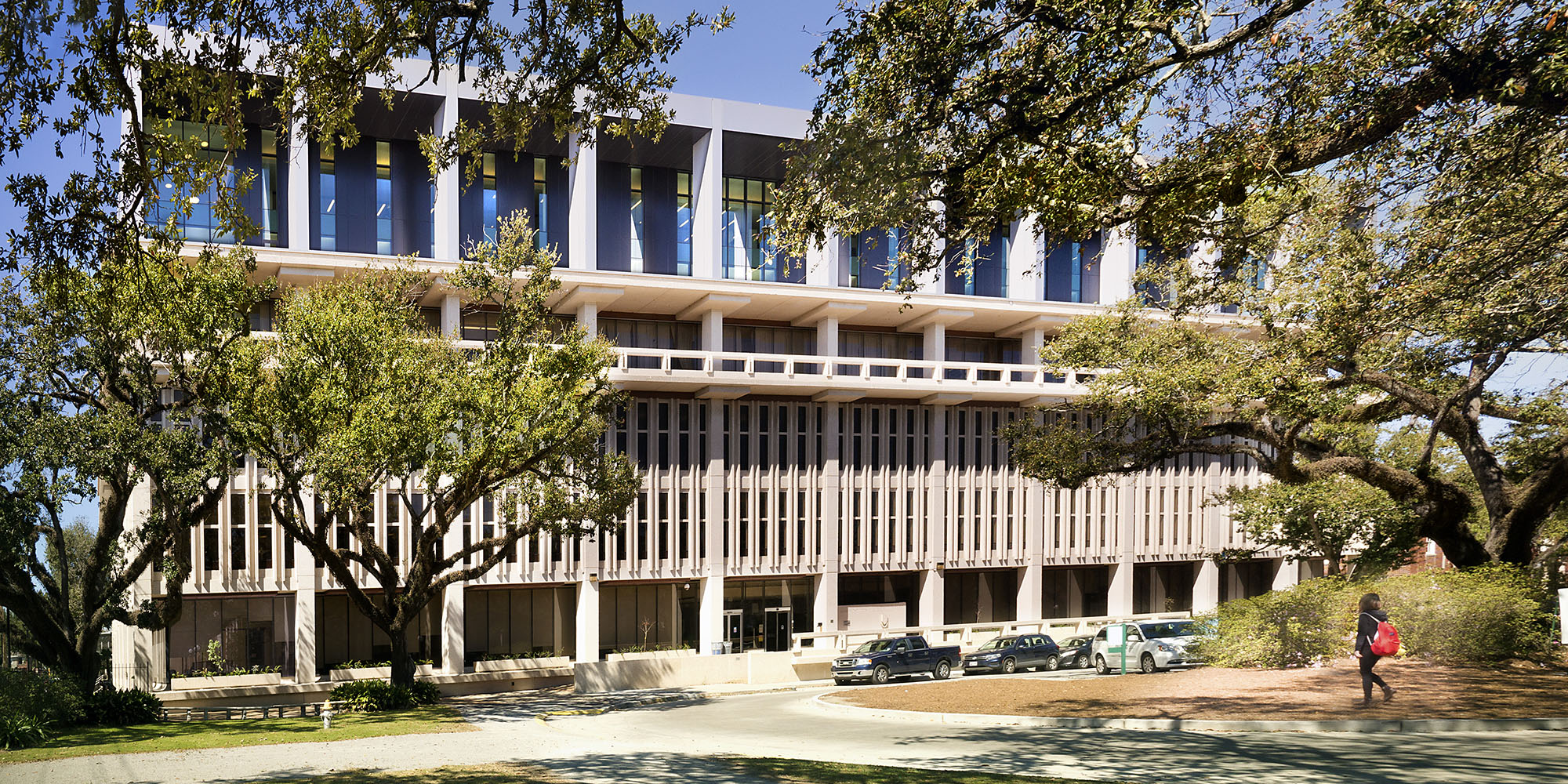 howard tilton memorial library