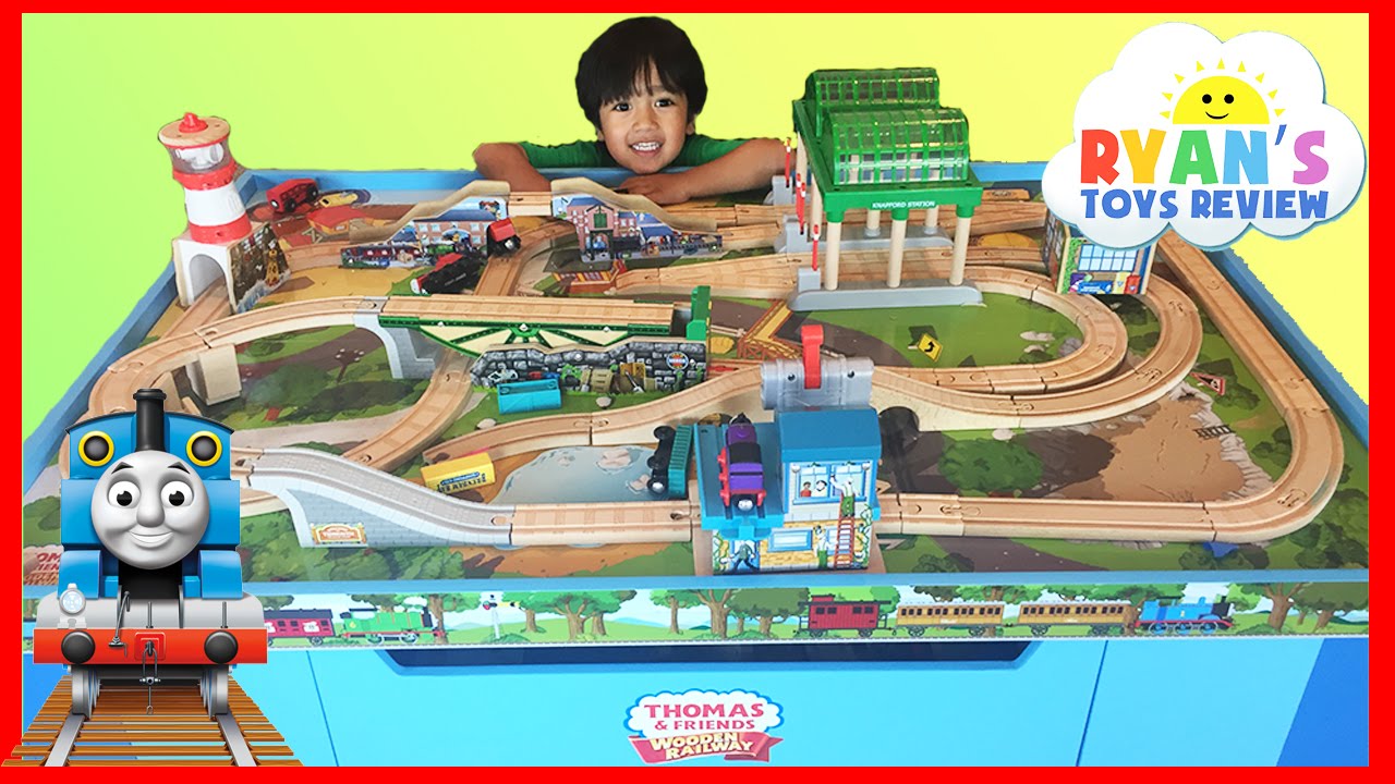 thomas the tank wooden set