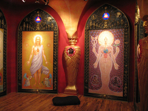 chapel of sacred mirrors photos