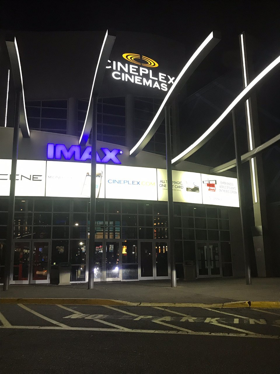 cineplex imax mississauga