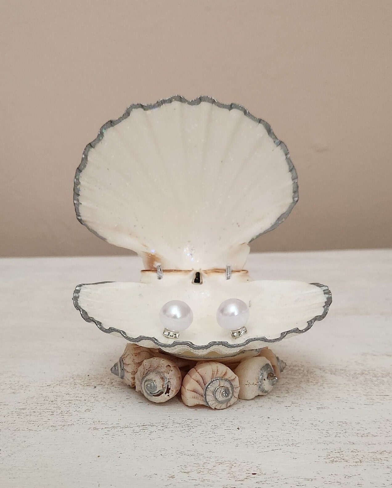 clam ring holder