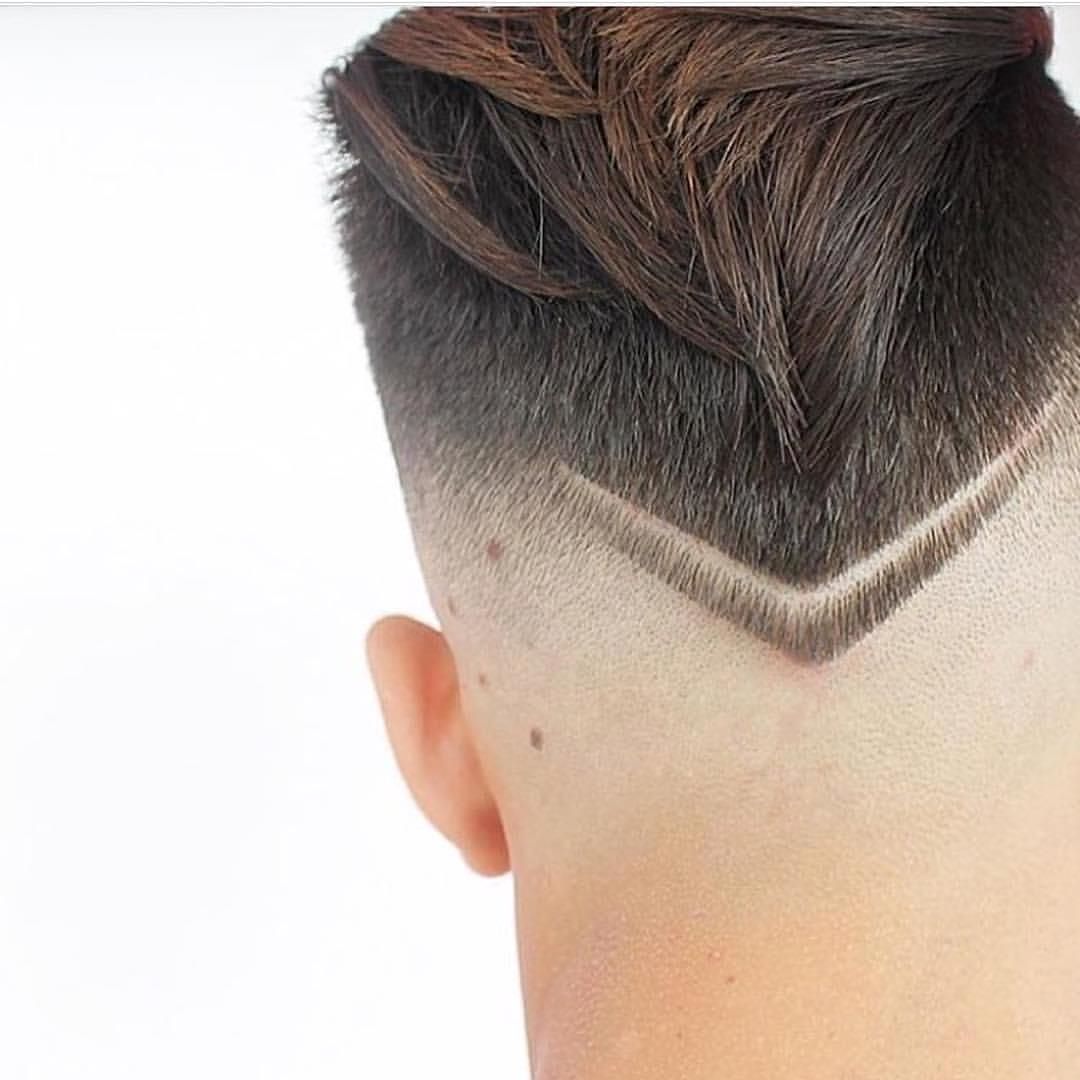 corte de pelo estilo v para hombres