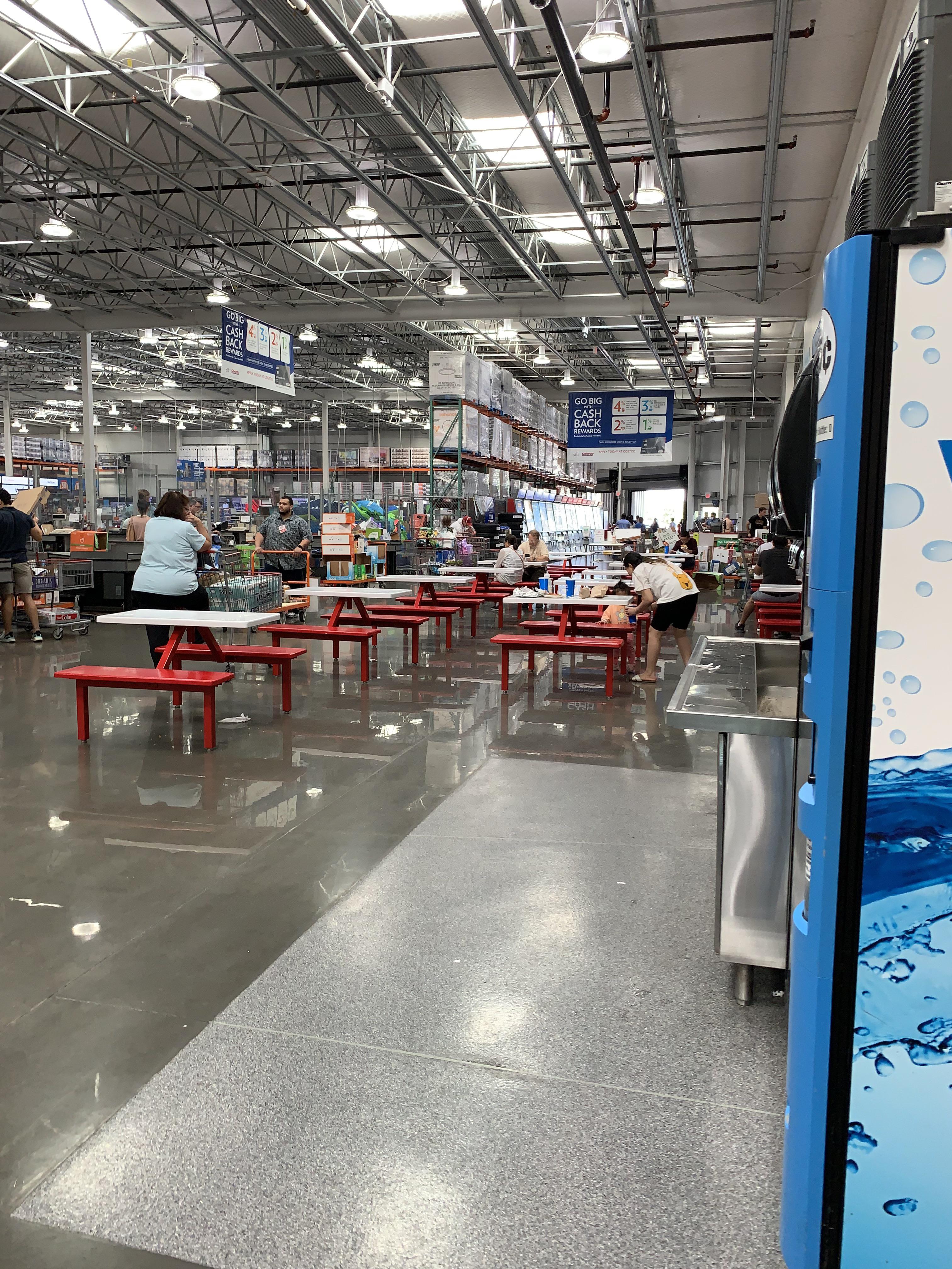 costco churchill way