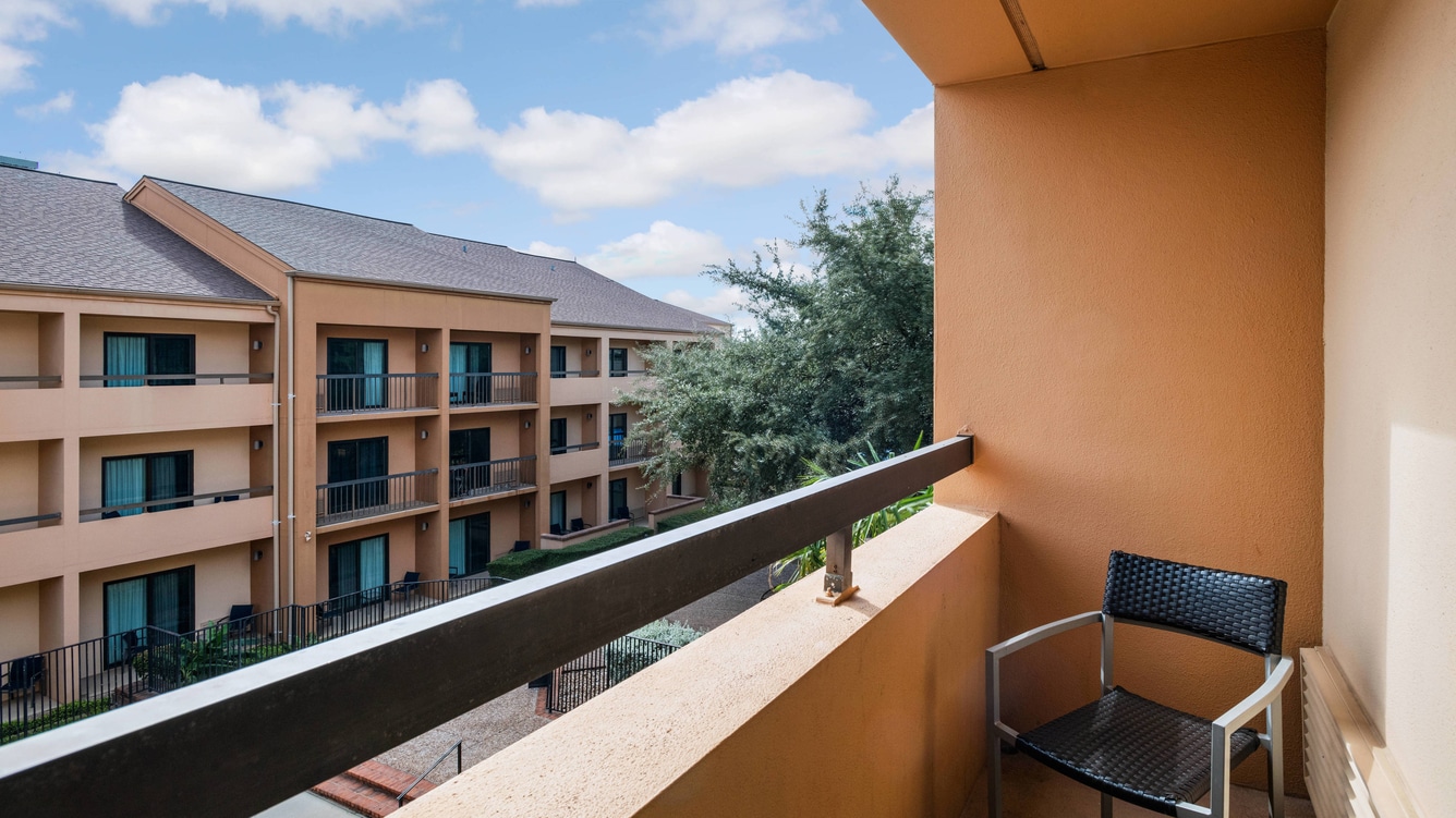 courtyard by marriott san antonio