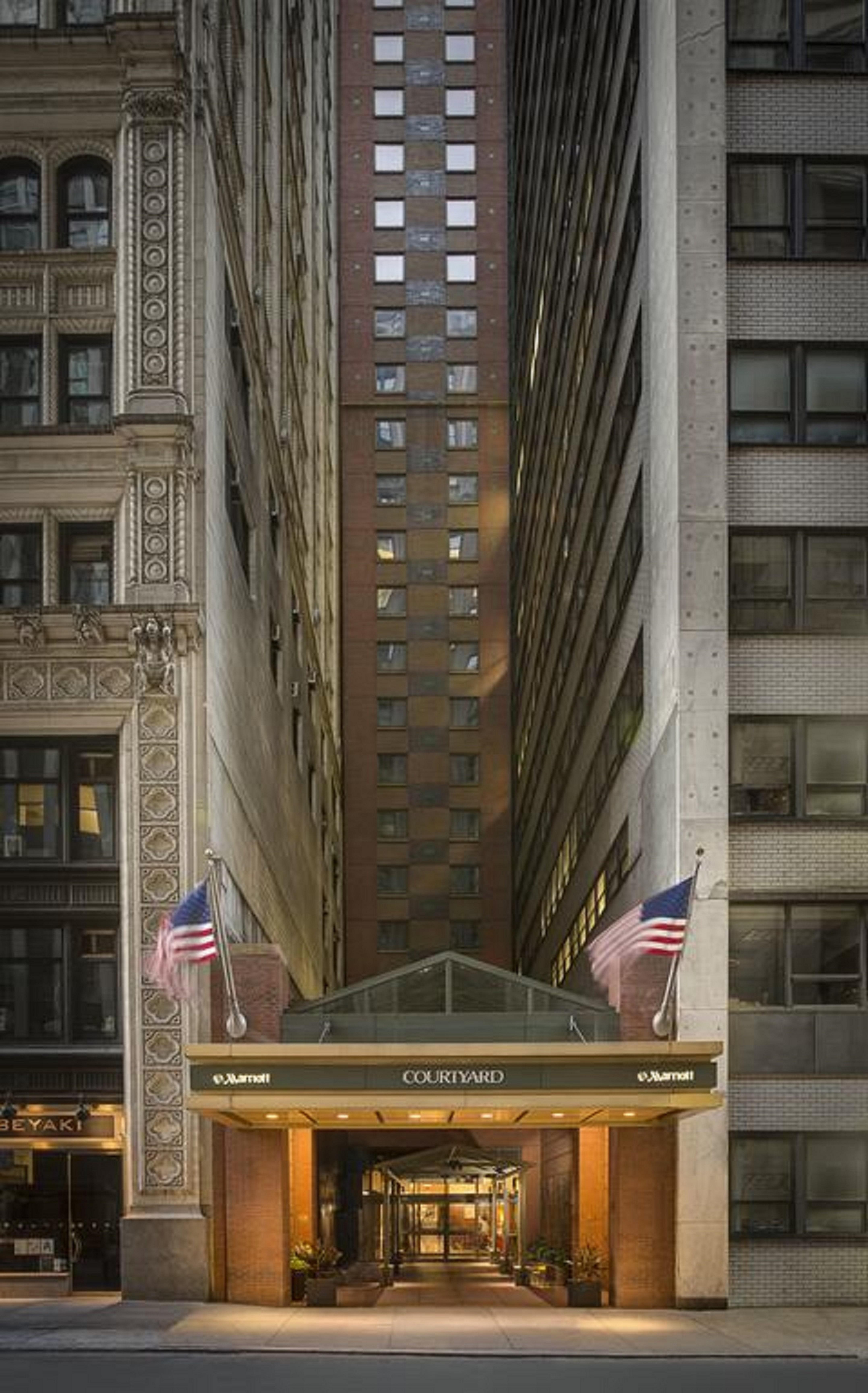 courtyard times square south new york ny