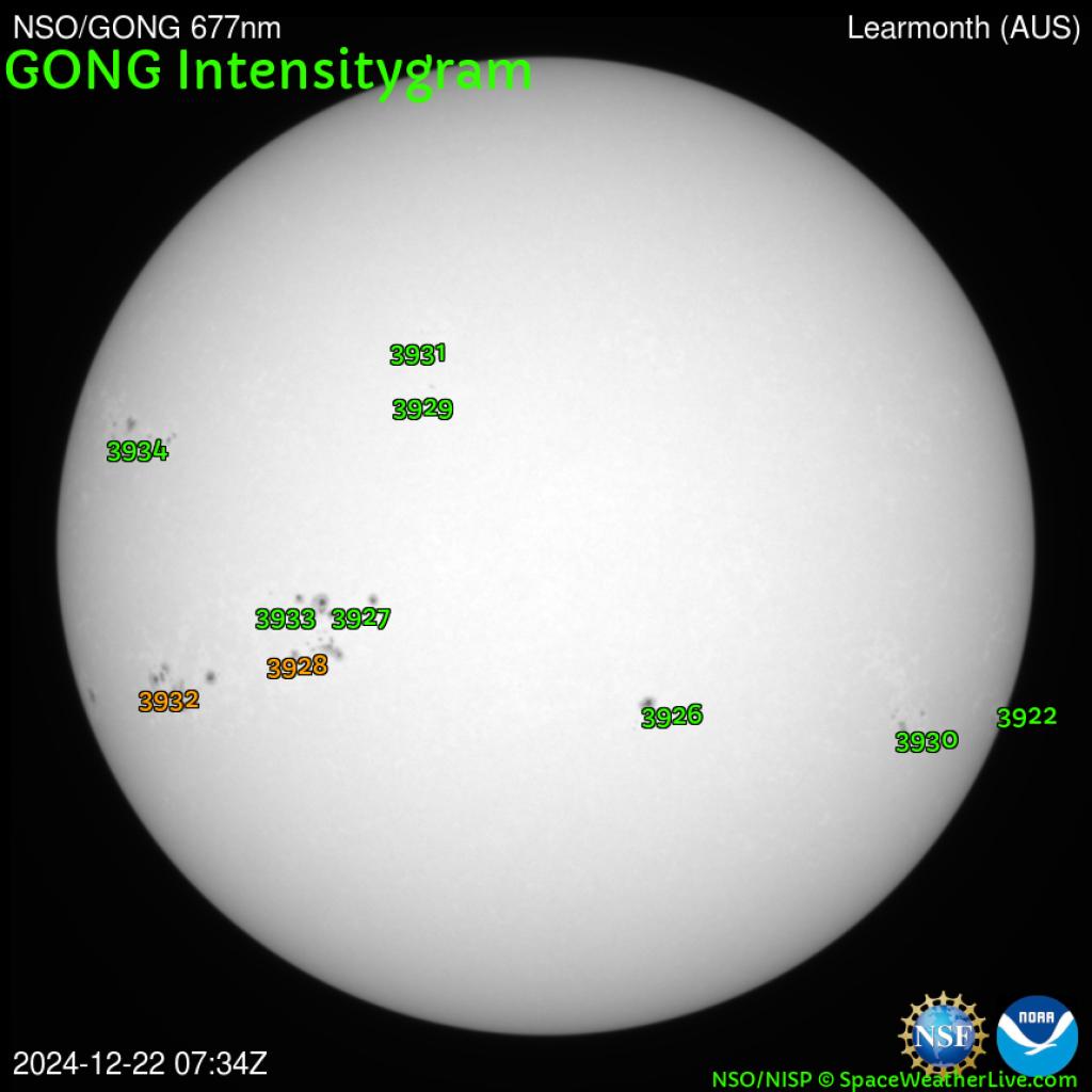 spaceweatherlive