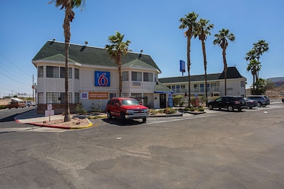 cheap hotels in yuma az