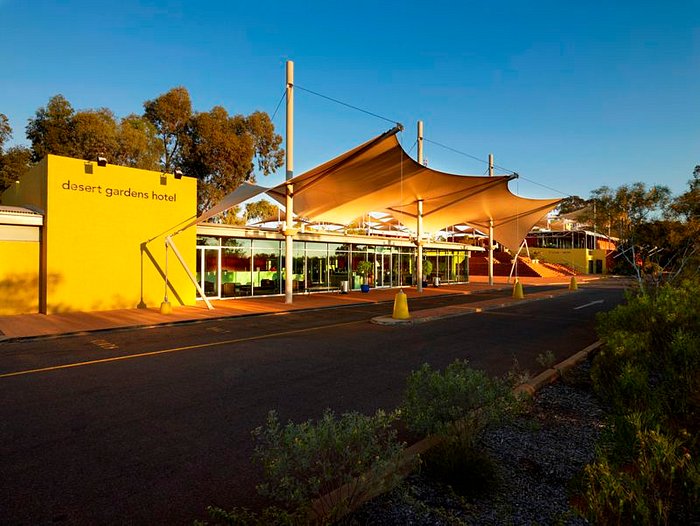 desert gardens hotel ayers rock resort