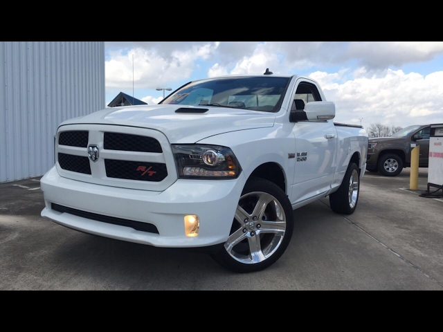 dodge hemi rt truck