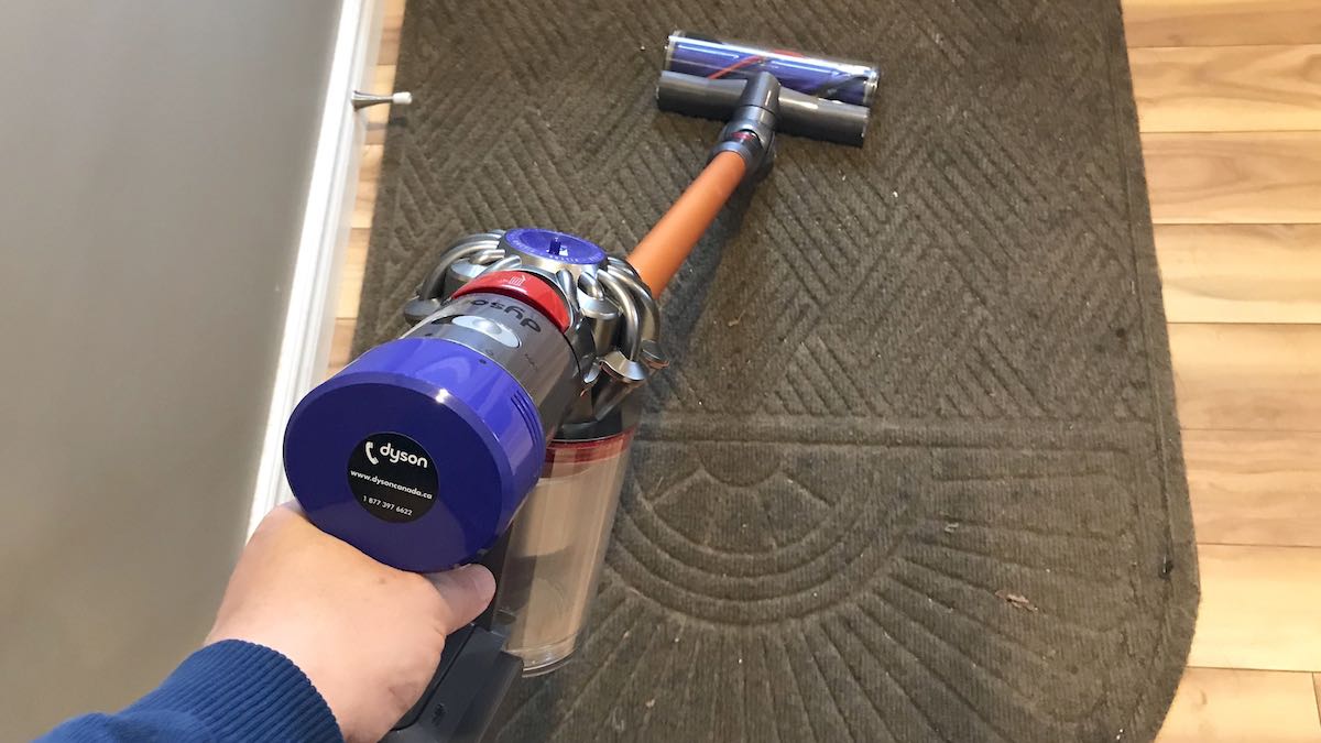 dyson reviews v8