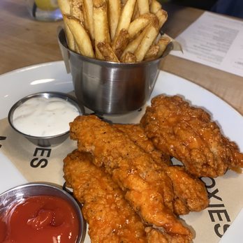 moxies chicken tenders