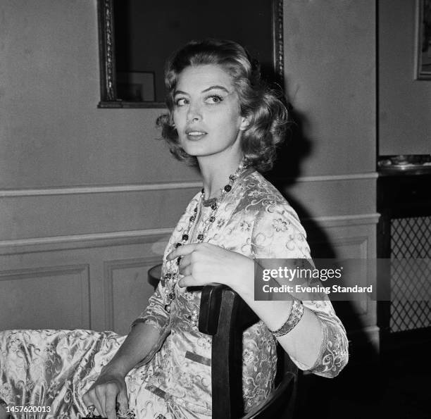 capucine actress