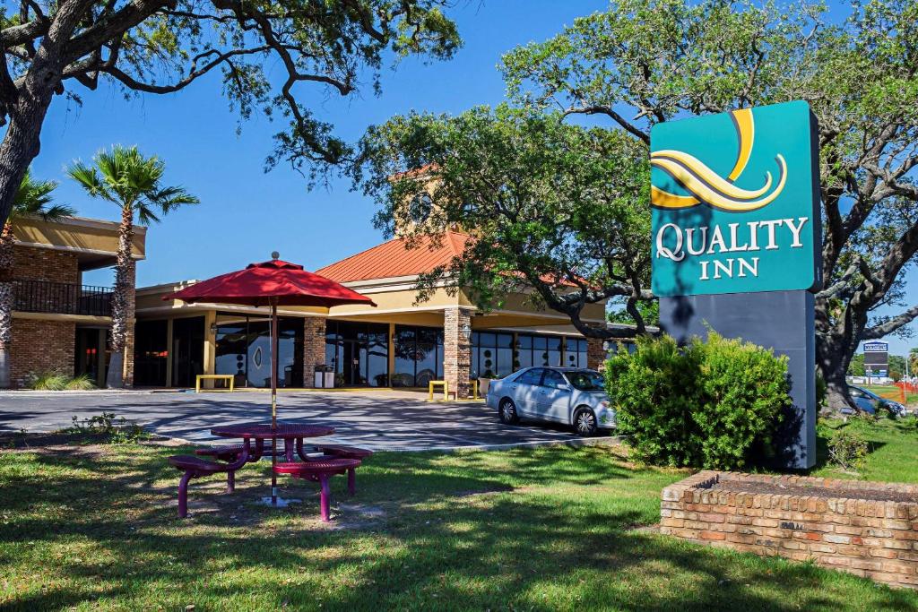 quality inn biloxi beach