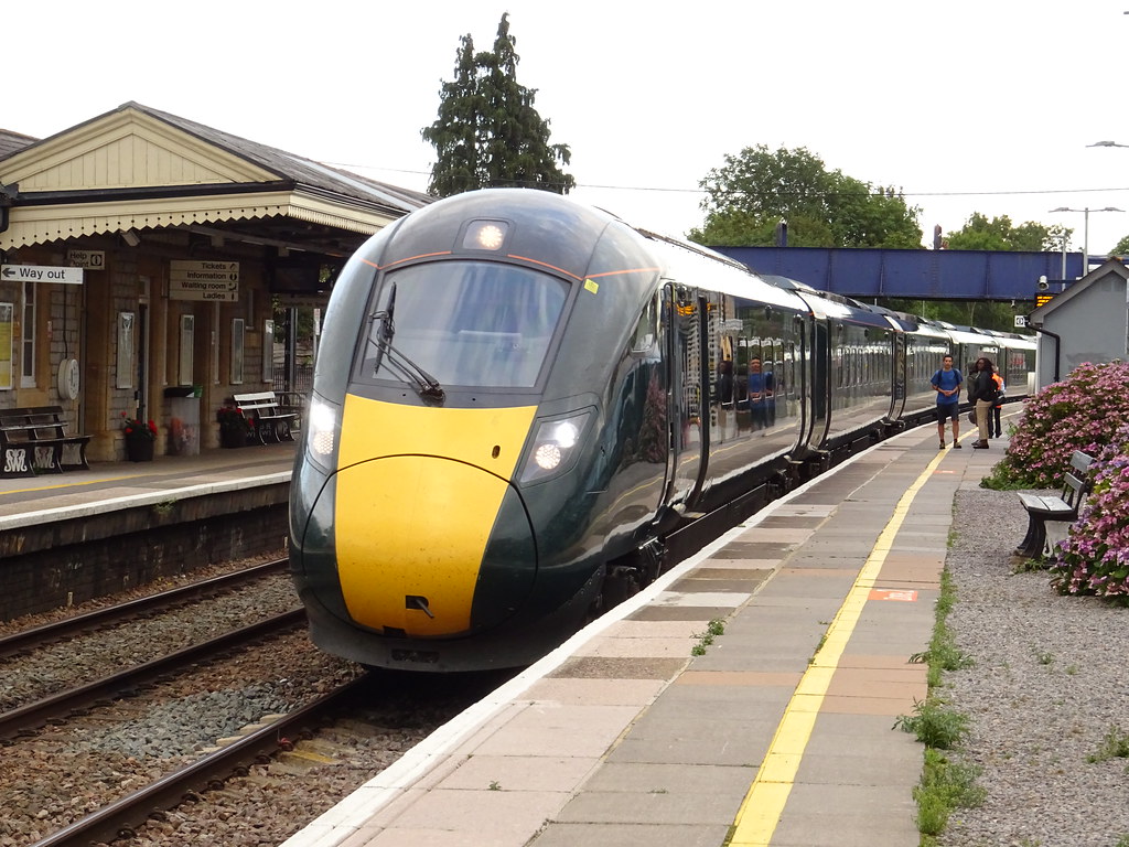 trains castle cary to london