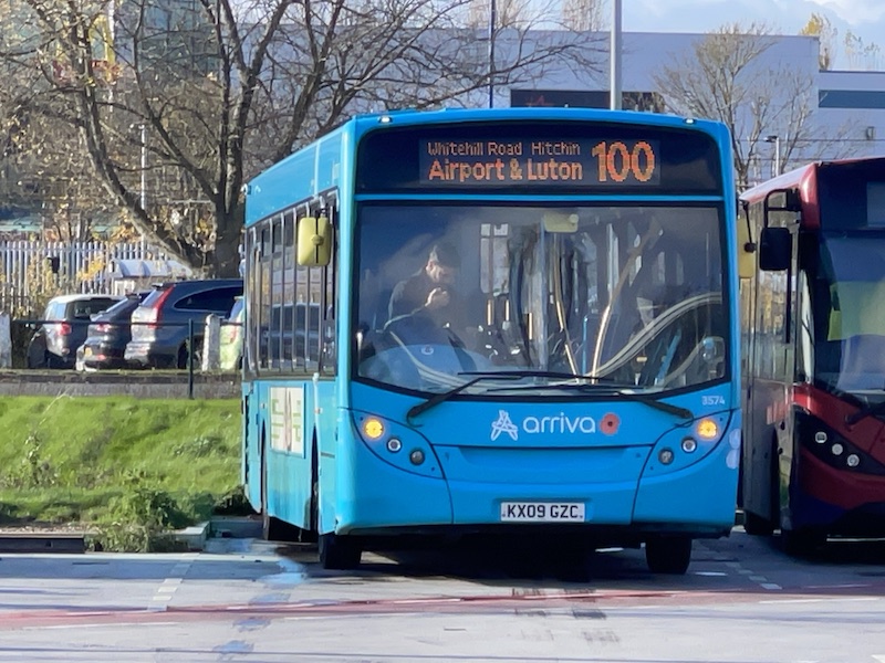 bus to luton town centre