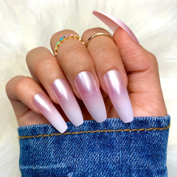 pearl coffin nails