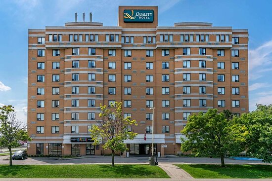 hotels near the biodome montreal