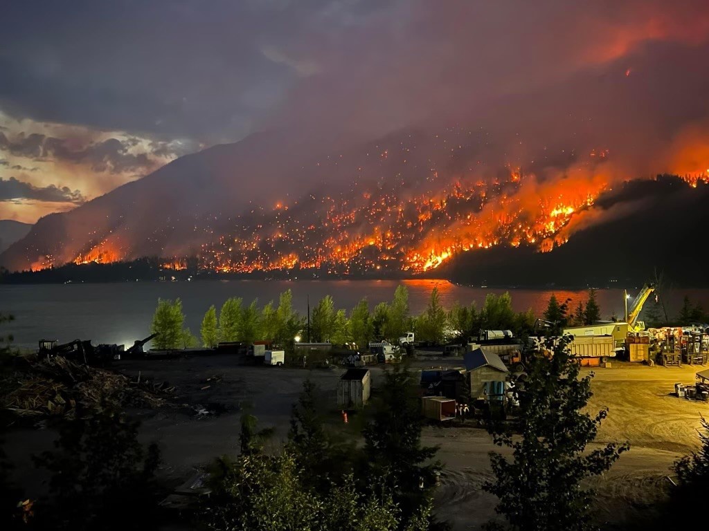 fire in shuswap lake emergency resources