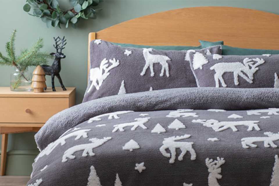 fluffy christmas bedding