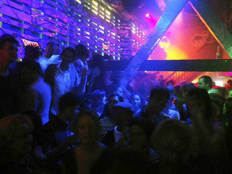 gay nightclub amsterdam