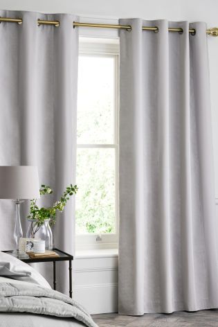 grey drapes for bedroom