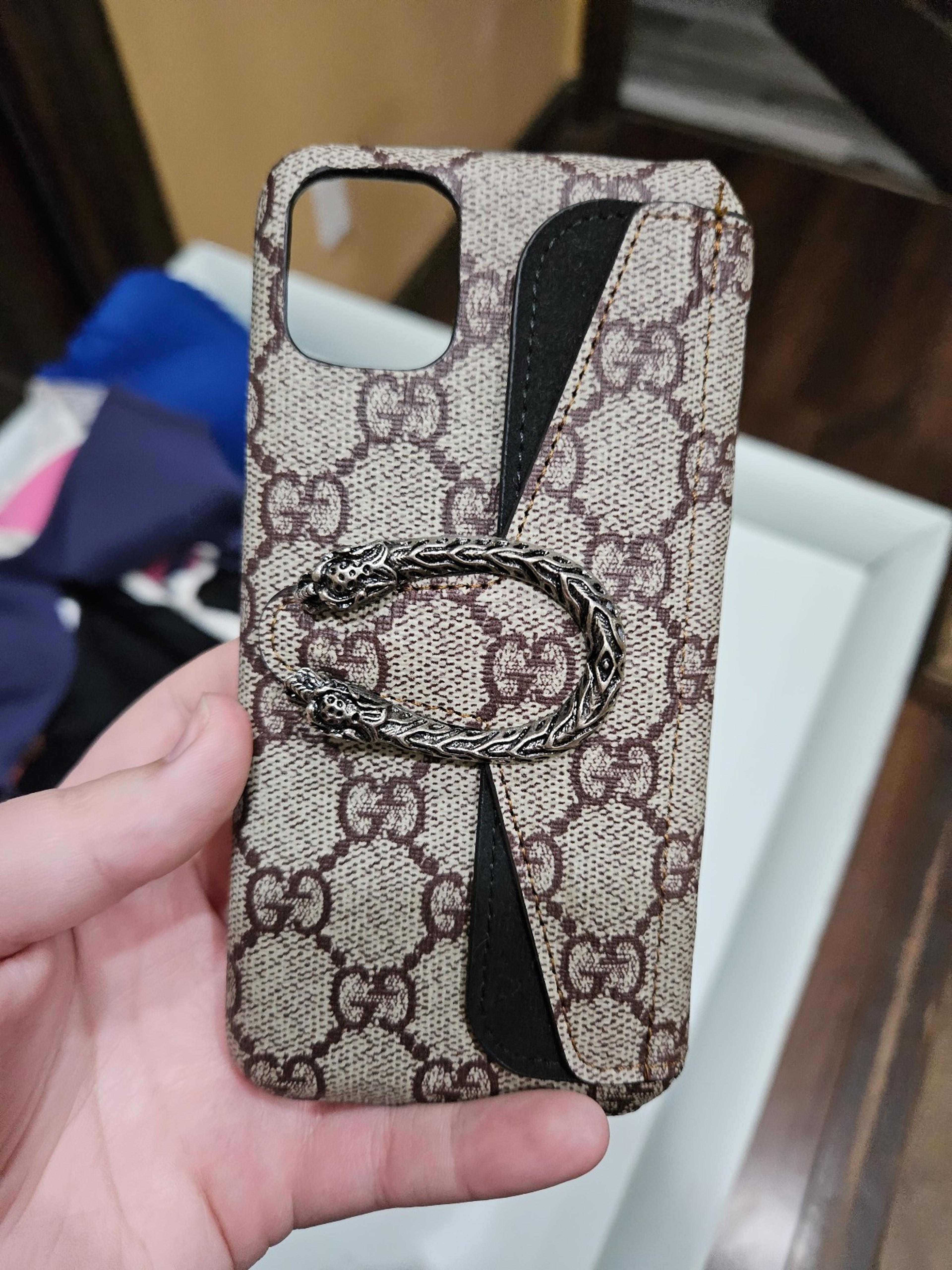 gucci cell phone case