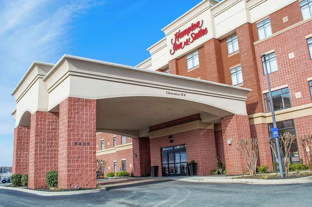 hampton inn and suites near me