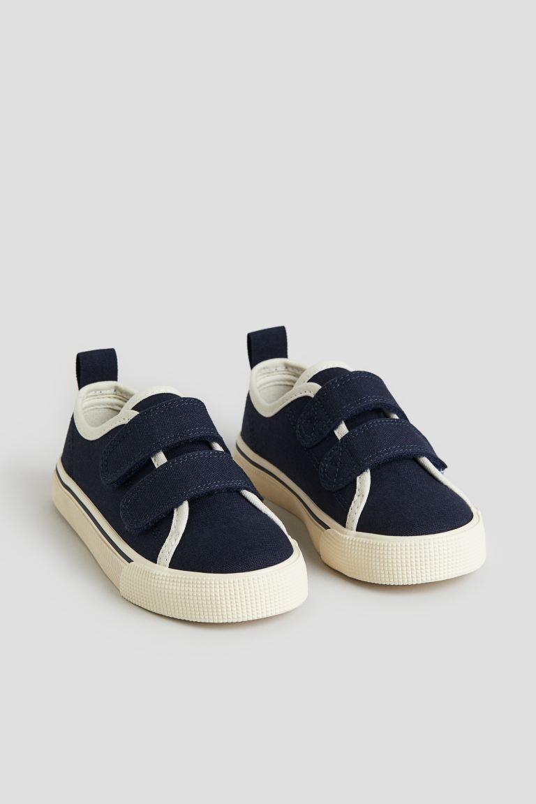 h&m boys shoes