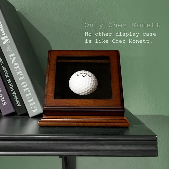 hole in one golf display case