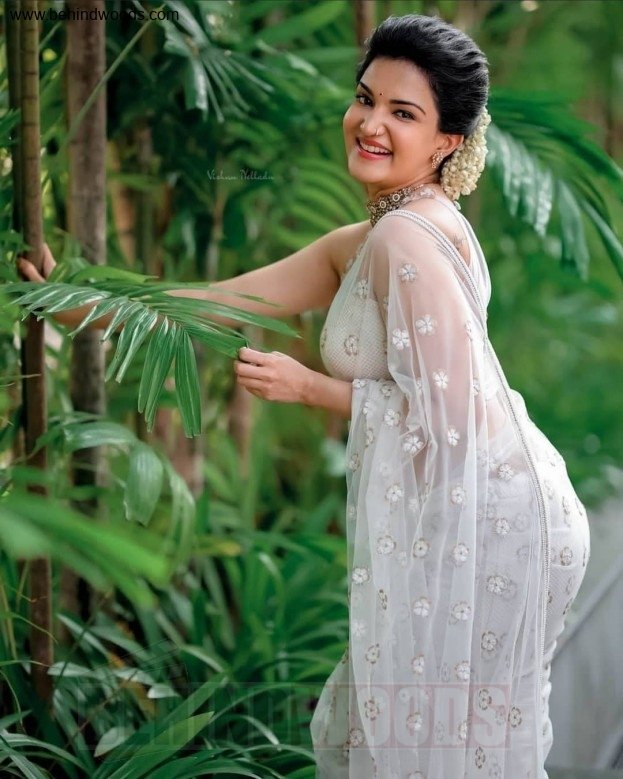 honey rose hd image