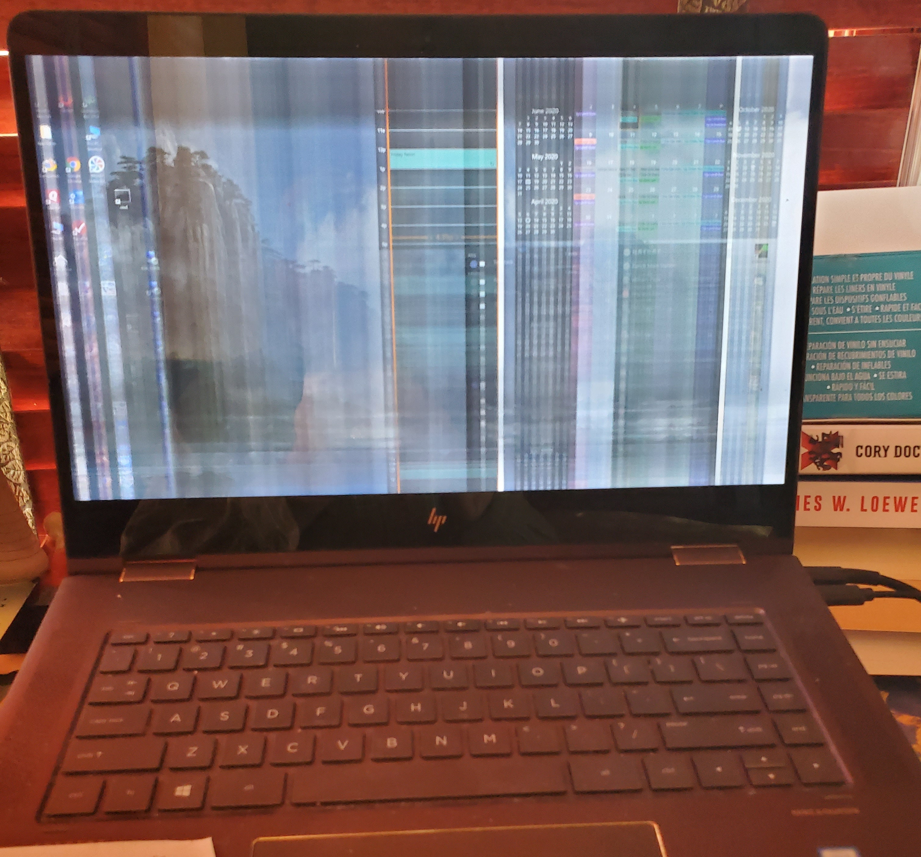 hp laptop display flickering