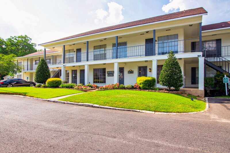 jefferson shadows apartments