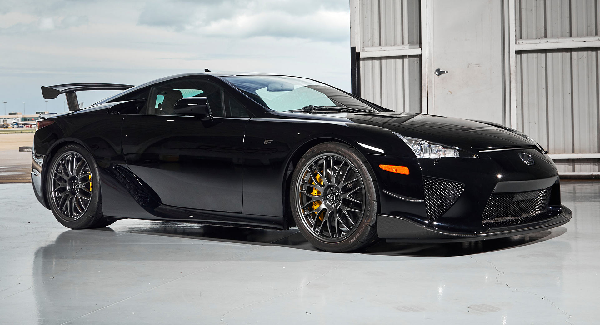 lexus lfa cost