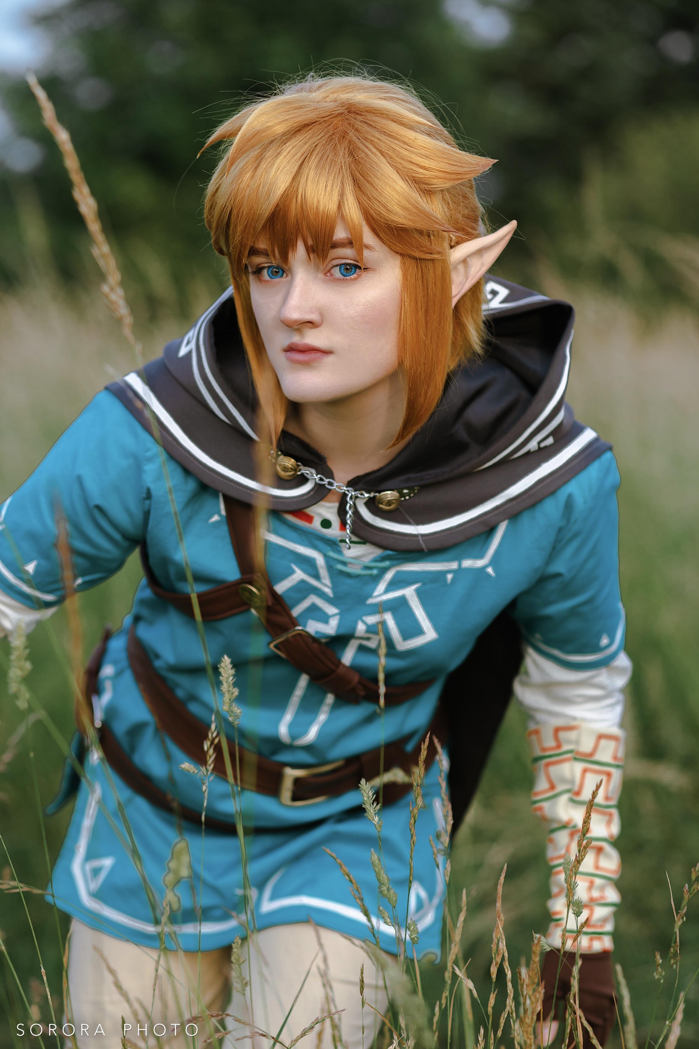 link cosplay