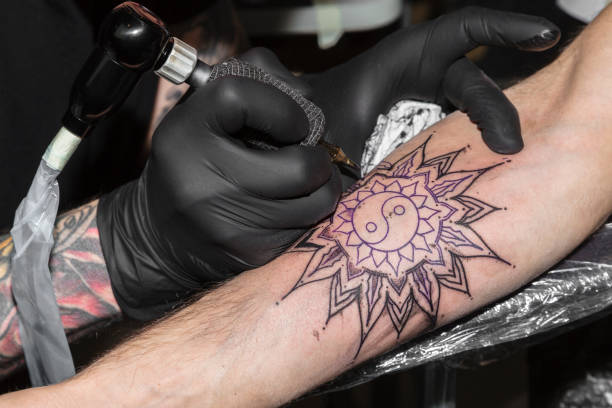 mandala tattoo hombre