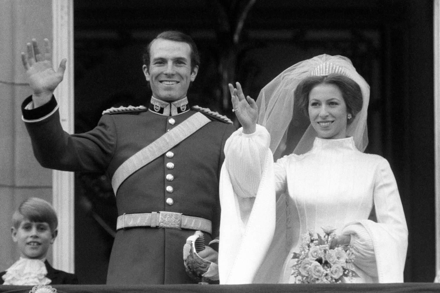 mark phillips princess anne wedding