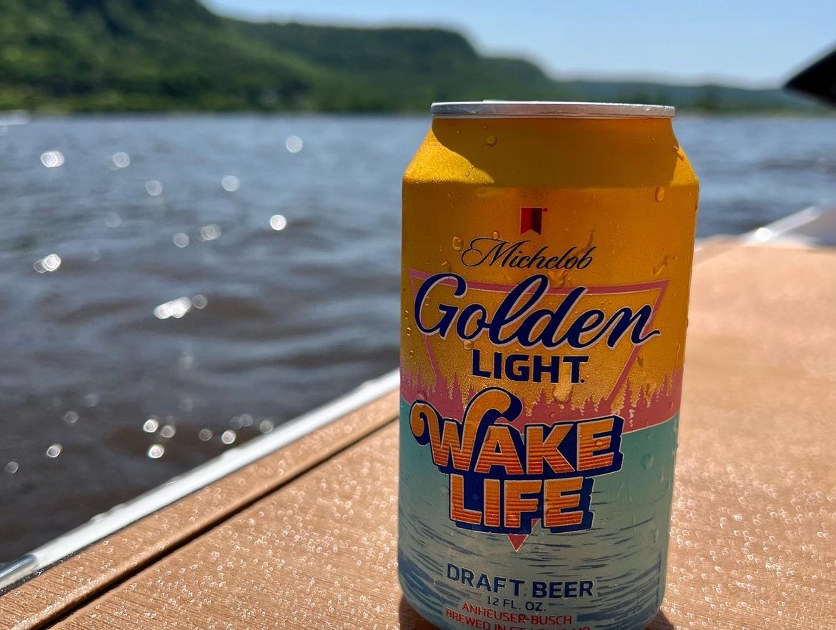 michelob golden light lake can