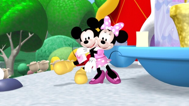 mickey and minnie clubhouse