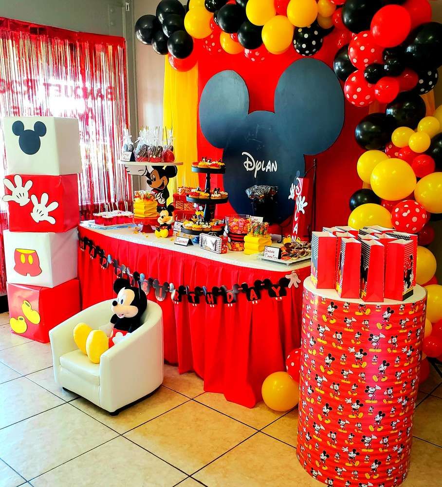 mickey mouse birthday party decorations